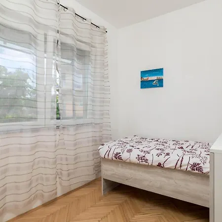 Cozy In With Wifi Apartment